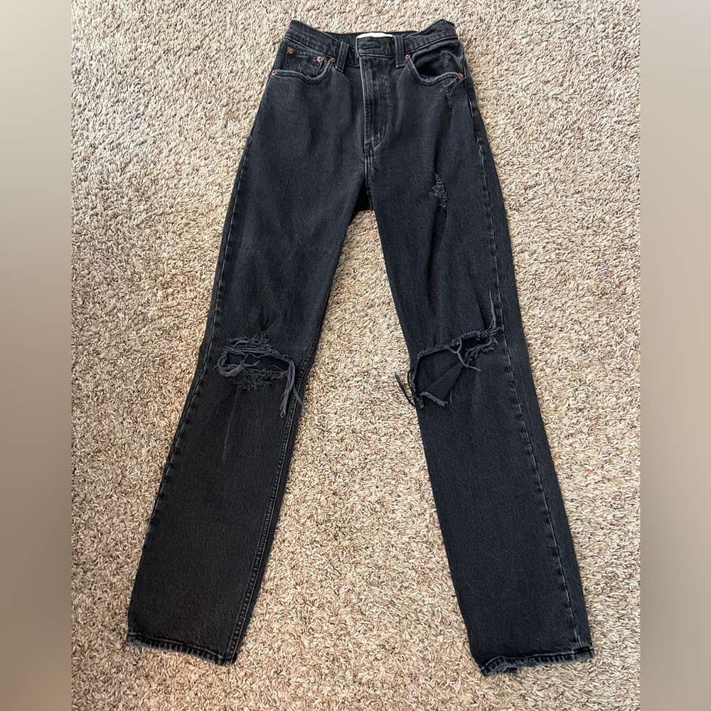 Abercrombie Black 90s Straight Ultra High Rise - 24R